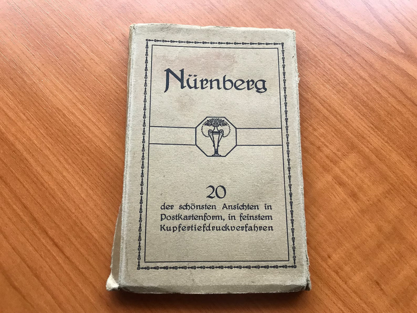 Antique postcards of old Nürnberg/Nuremburg in Germany - Full set of 20 vintage view cards with detachable cover - 1930s - unused postcards
