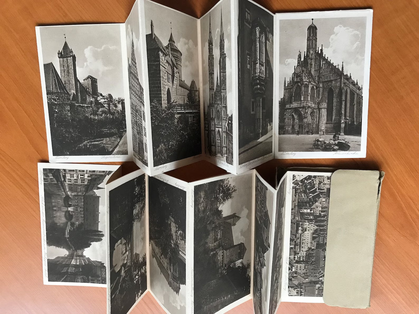 Antique postcards of old Nürnberg/Nuremburg in Germany - Full set of 20 vintage view cards with detachable cover - 1930s - unused postcards
