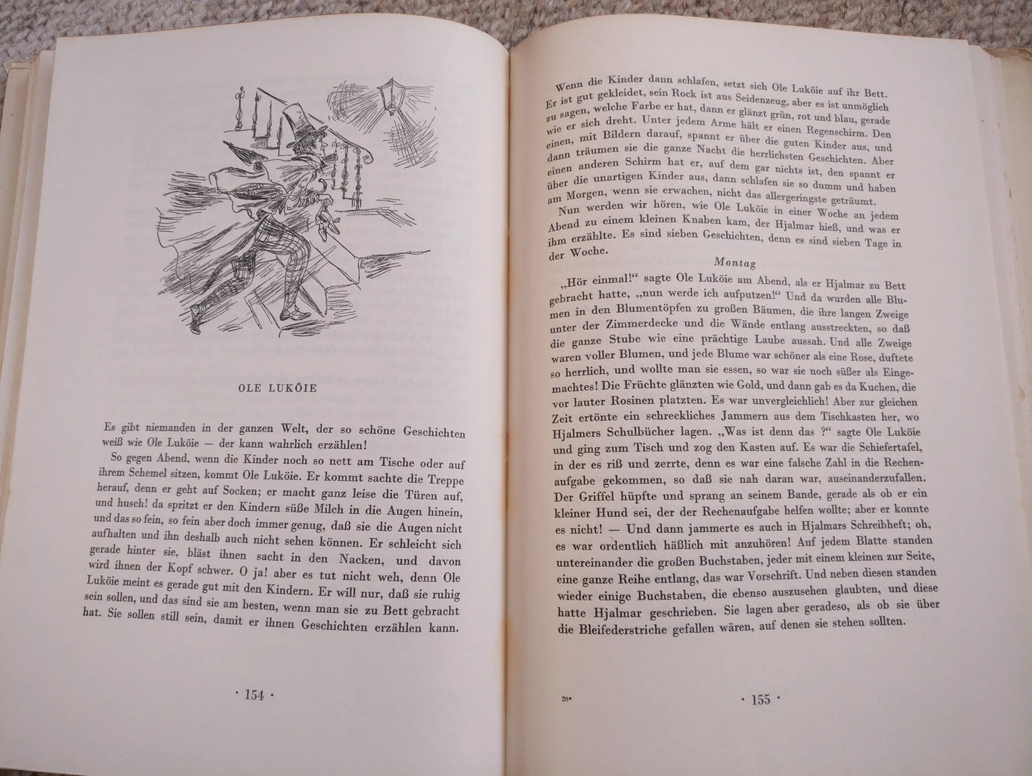 Vintage Children's Book in German - FAIRY-TALES (MÄRCHEN) - Hans Chistian Andersen - gorgeous illustrations - Very Large Book - 1961