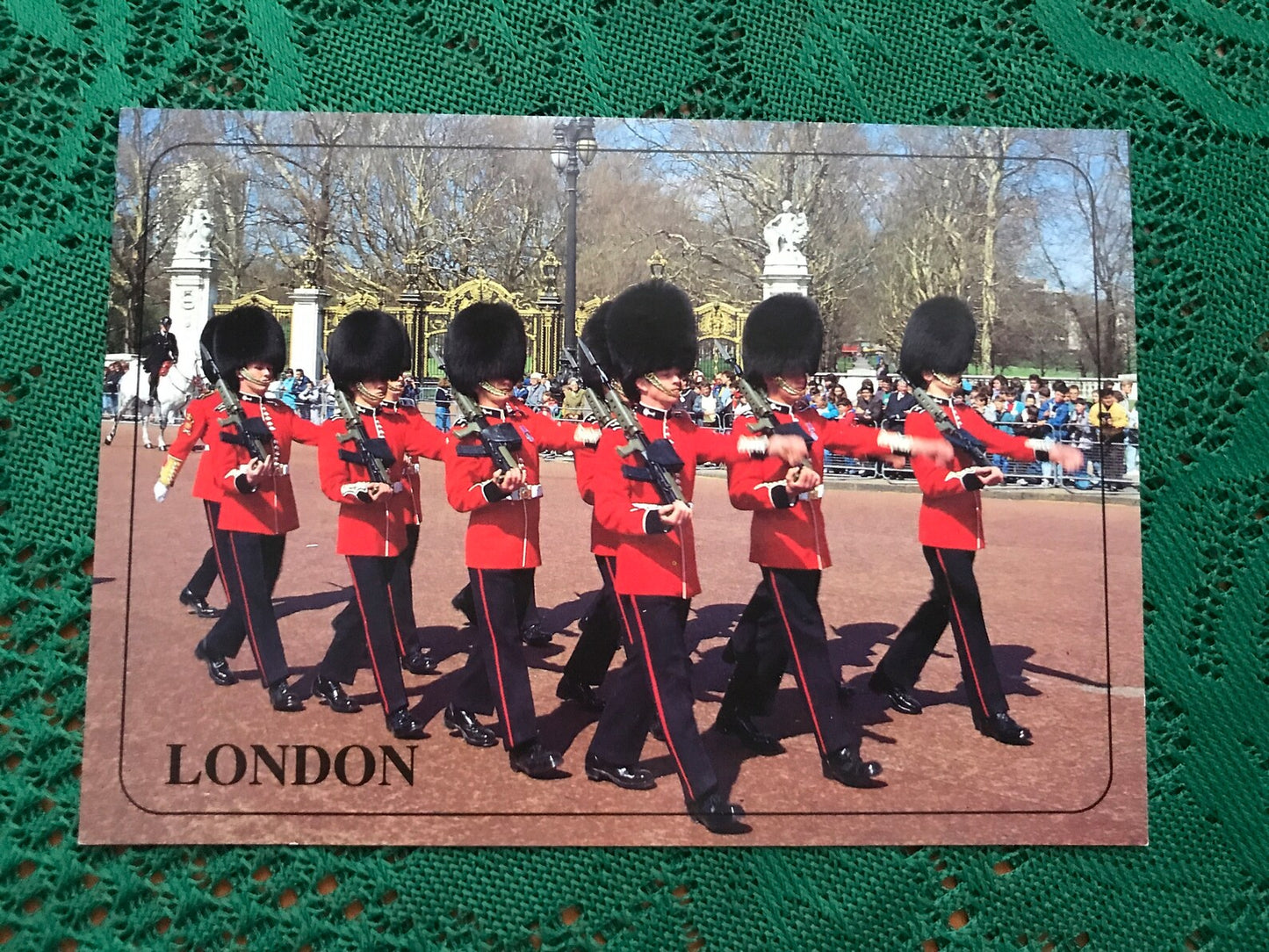 Set of 5 LONDON England postcards from 2000s - Collectible UK Postcrossing viewcards