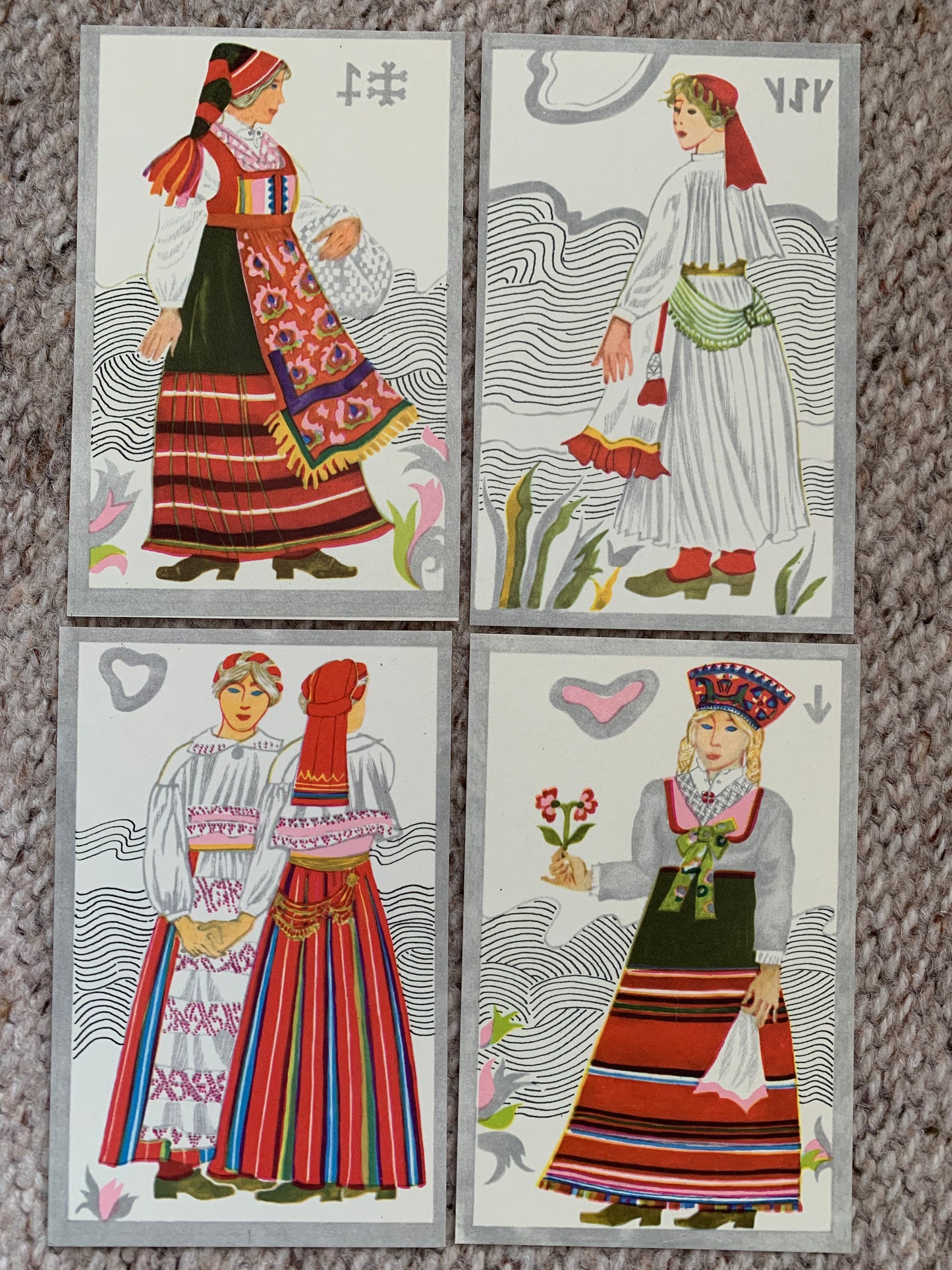 Vintage set of 12 Estonian art postcards - Artist V.Tolli - Women in Estonian Folk costumes - 1973 - unused