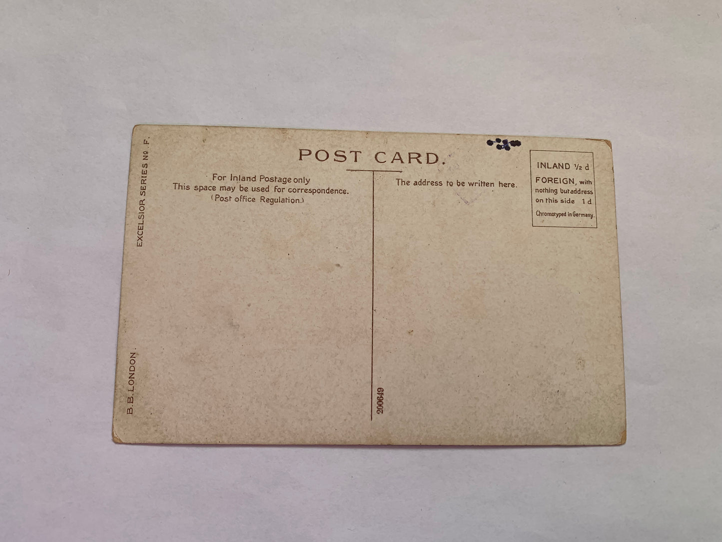 Old postcard - Antique postcard - Victoria Square - Hull - England - Great Britain - Carte Postale - early 1900s - Unused