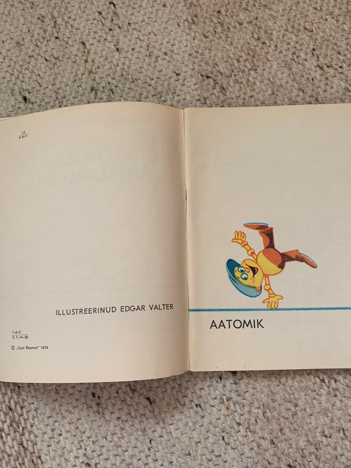 Vintage Estonian Children's Book - AATOMIKU JUHTUMUSED (The Adventures of Atomic) - Gorgeous illustrations - 1974