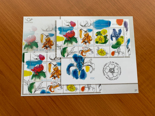 Estonian postcard - Postal stationery - SUMMER GARDEN FLOWERS - Philately info card - 2007