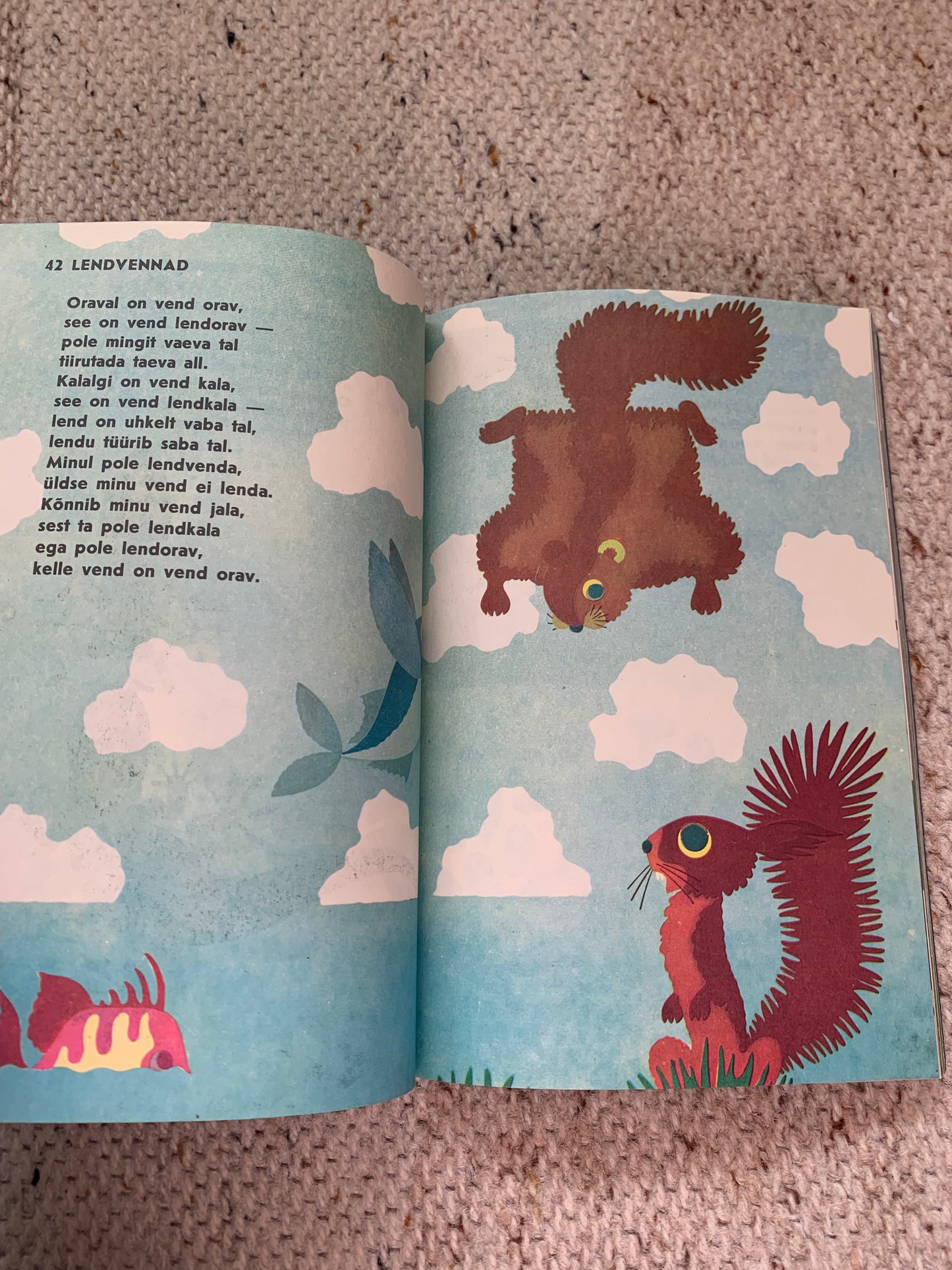 Vintage Estonian Children's Book - KILUL ON VILU - Gorgeous illustrations - 1987