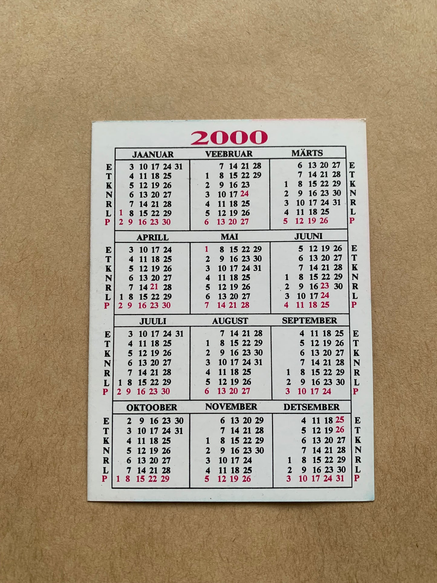 Estonian pocket calendar with cat for the year 2000