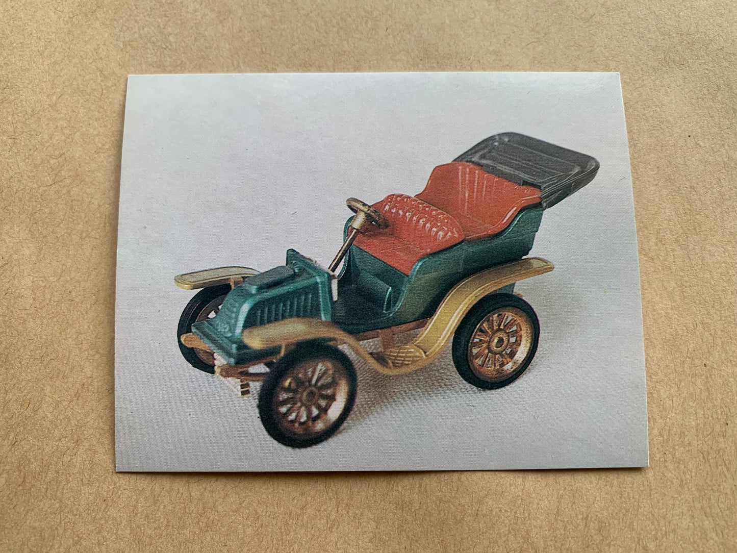 Postcards with old automobiles - Collectible cards with vehicles - cars - Printed in 1980's USSR - unused