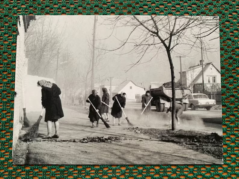 Latvian postcard - Soviet-time Saturday labor cleaning event in Daugavpils Street on 20 April 1976 - Soviet tradition Life in USSR - Soviet people - 2000's - unused