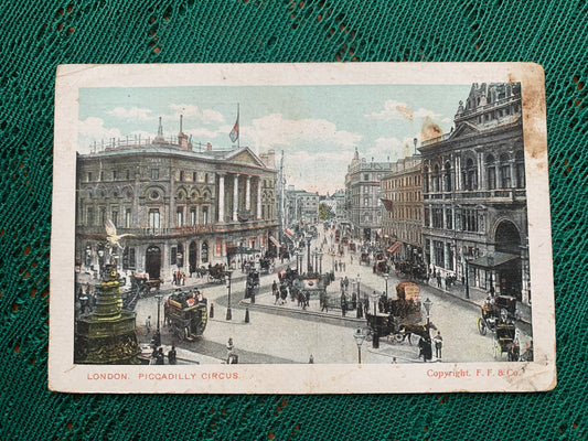 Old postcard - LONDON - PICCADILLY CIRCUS - England - early 1900's