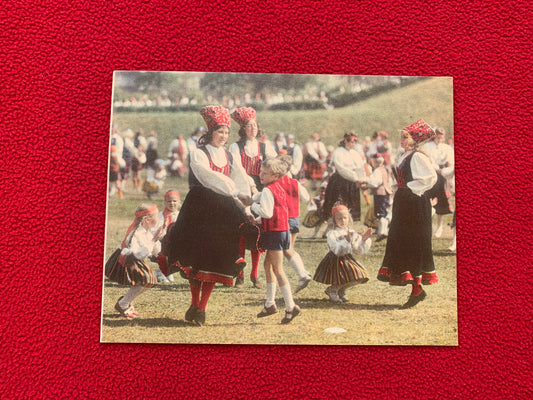 Estonian Dance And Song Festival postcard - Women and Children dancing in Estonian Folk Dresses - 1975 - unused