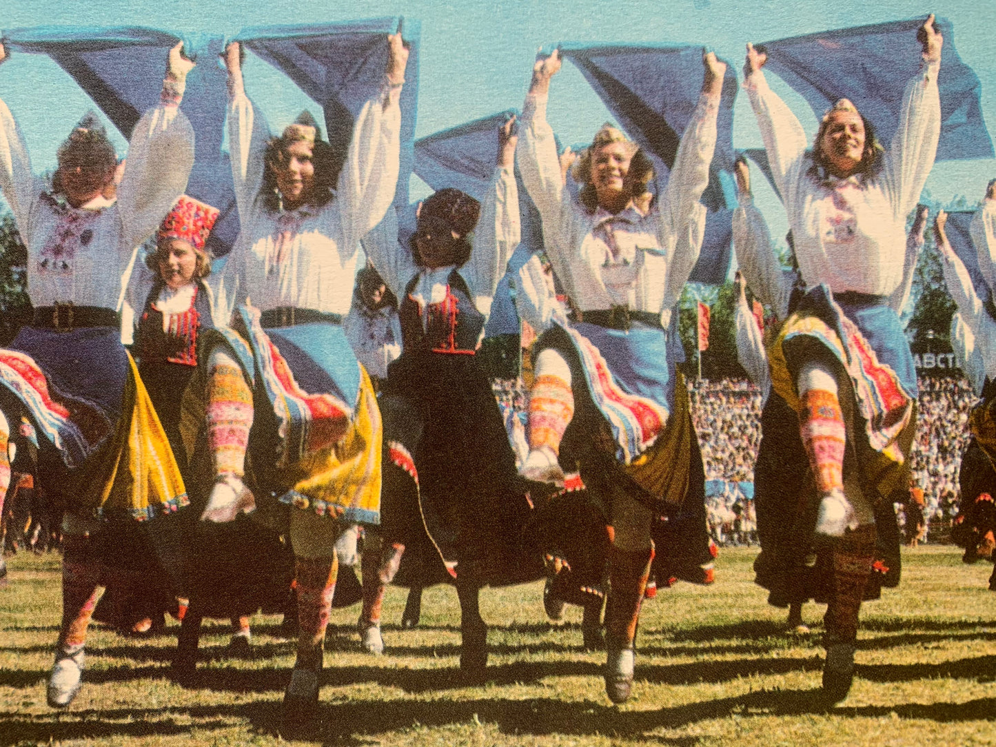Estonian Dance And Song Festival postcard - Girls dancing in Estonian Folk Dresses - 1975 - unused