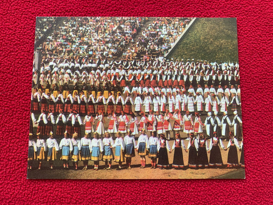 Estonian Dance And Song Festival postcard - Girls and women are dancing in Estonian Folk Dresses - 1975 - unused