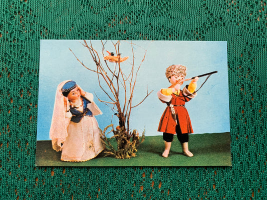 Soviet art postcard - DEAD SHOT (Dolls in Armenian national costumes) - Artists E.Borisova and E.Askinazi - 1967 - unused