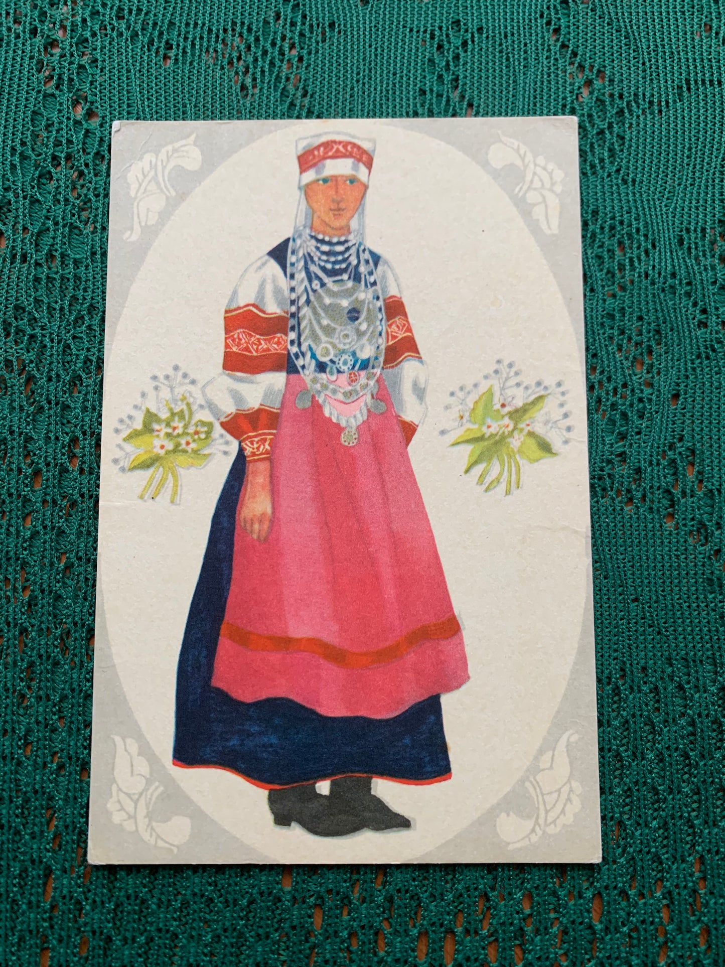 Estonian art postcard - Artist V.Tolli - Woman in Setu Folk costume - 1975 - unused