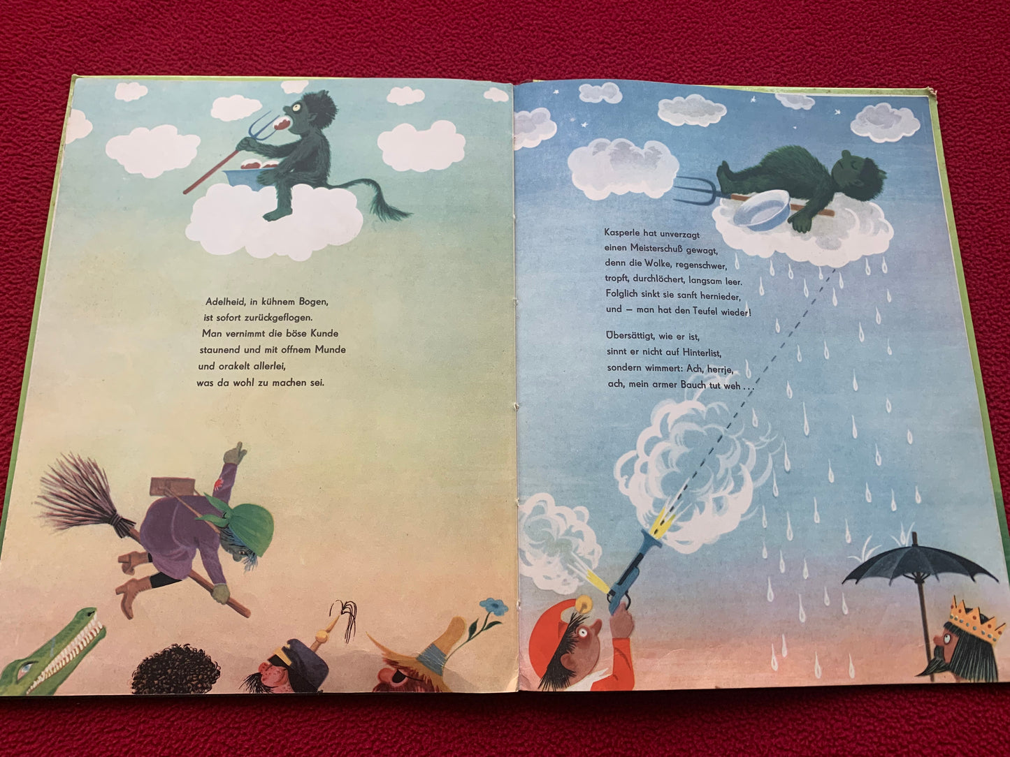 German Children's Book from 1958 - Alarm in the puppet theatre - Printed in GDR (East Germany) - Lovely vintage illustrations