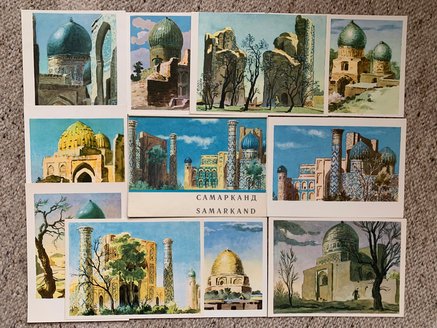 SAMARKAND POSTCARDS - Set of 10 unused color art postcards - Artist R. Levitsky - Printed in USSR 1973 - Uzbekistan Mausoleums - Collectible cards