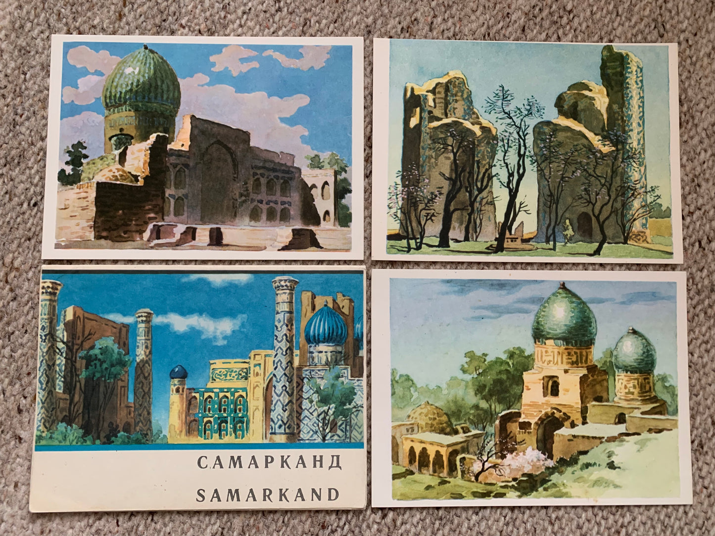 SAMARKAND POSTCARDS - Set of 10 unused color art postcards - Artist R. Levitsky - Printed in USSR 1973 - Uzbekistan Mausoleums - Collectible cards