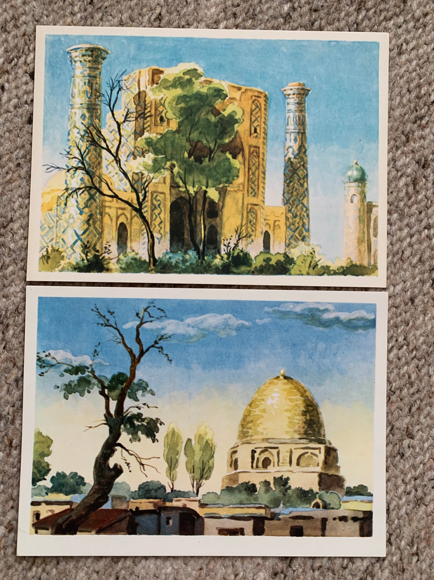 SAMARKAND POSTCARDS - Set of 10 unused color art postcards - Artist R. Levitsky - Printed in USSR 1973 - Uzbekistan Mausoleums - Collectible cards