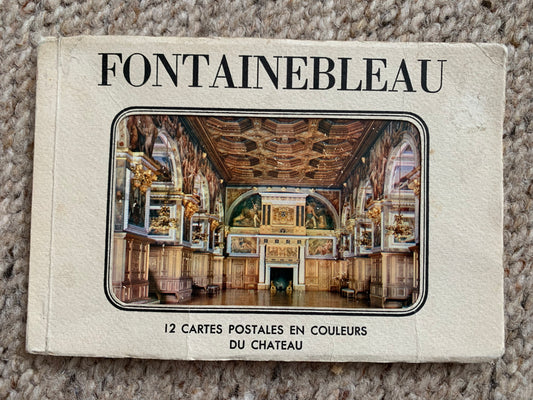 POSTCARDS in booklet - Fontainebleau - 12 Cartes Postales En Couleurs Du Chateau - Colored Postcards From The Castle in France