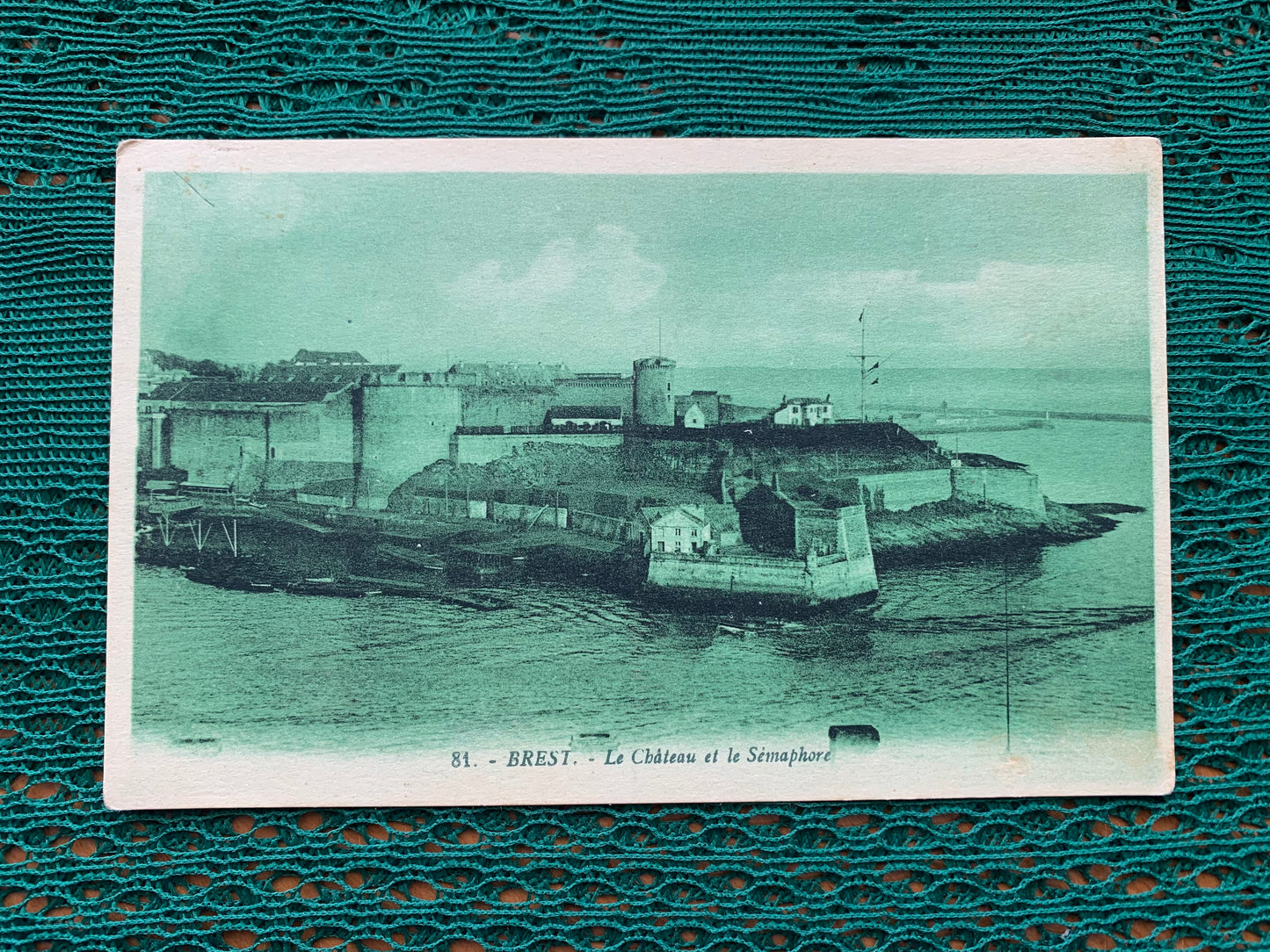 Old postcard - Antique postcard - France - Brest - Castle and the Semaphore - early 1900s - Unused