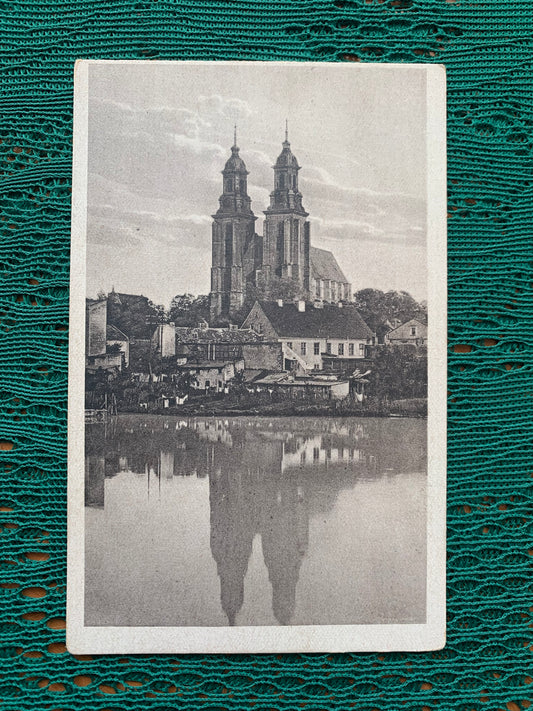 Old postcards - Antique postcards - cathedral in Gniezno - Poland - early 1900's - Unused