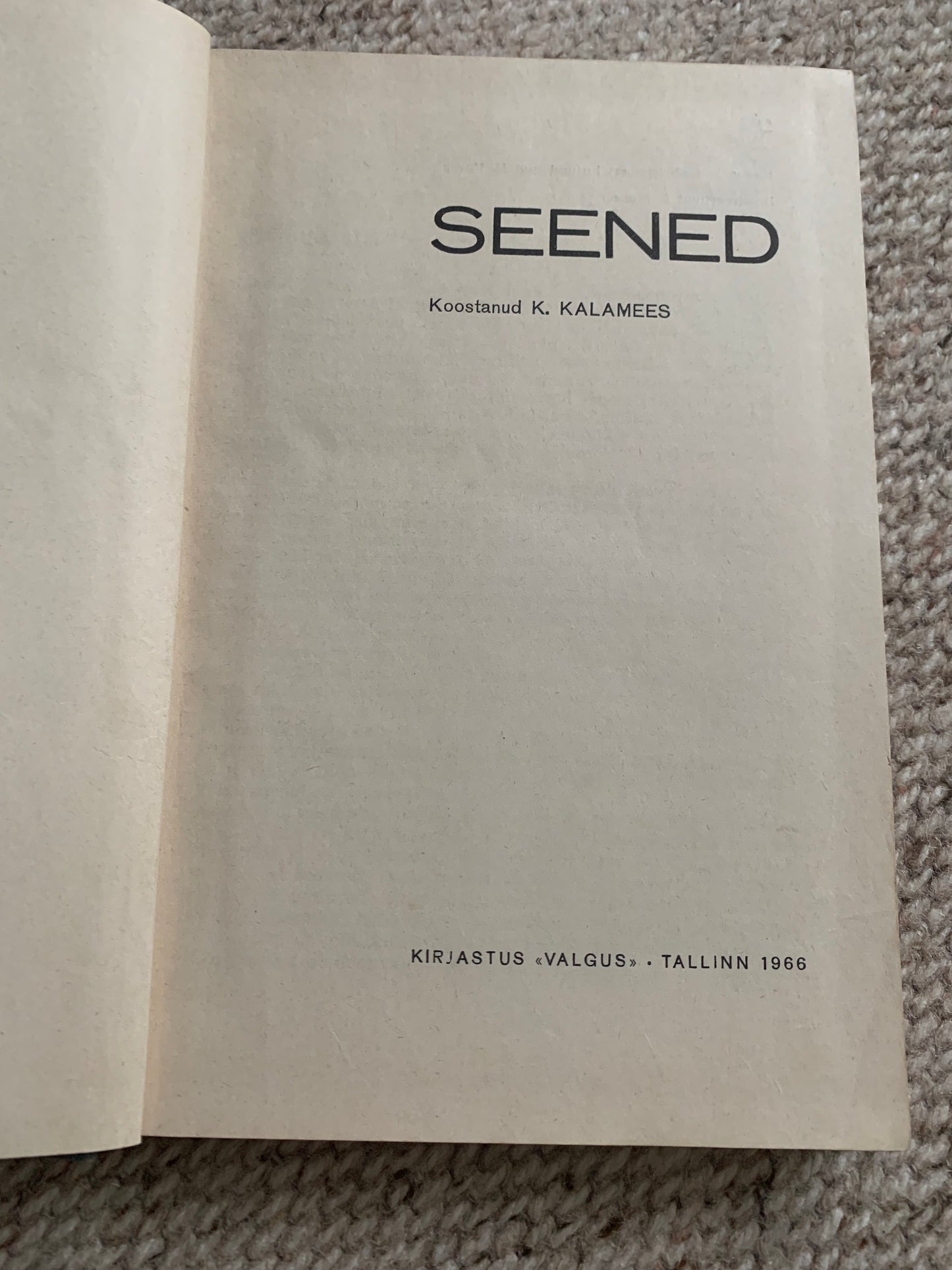 Vintage Reference Book in Estonian - SEENED - MUSHROOMS - Printed in USSR - 1966