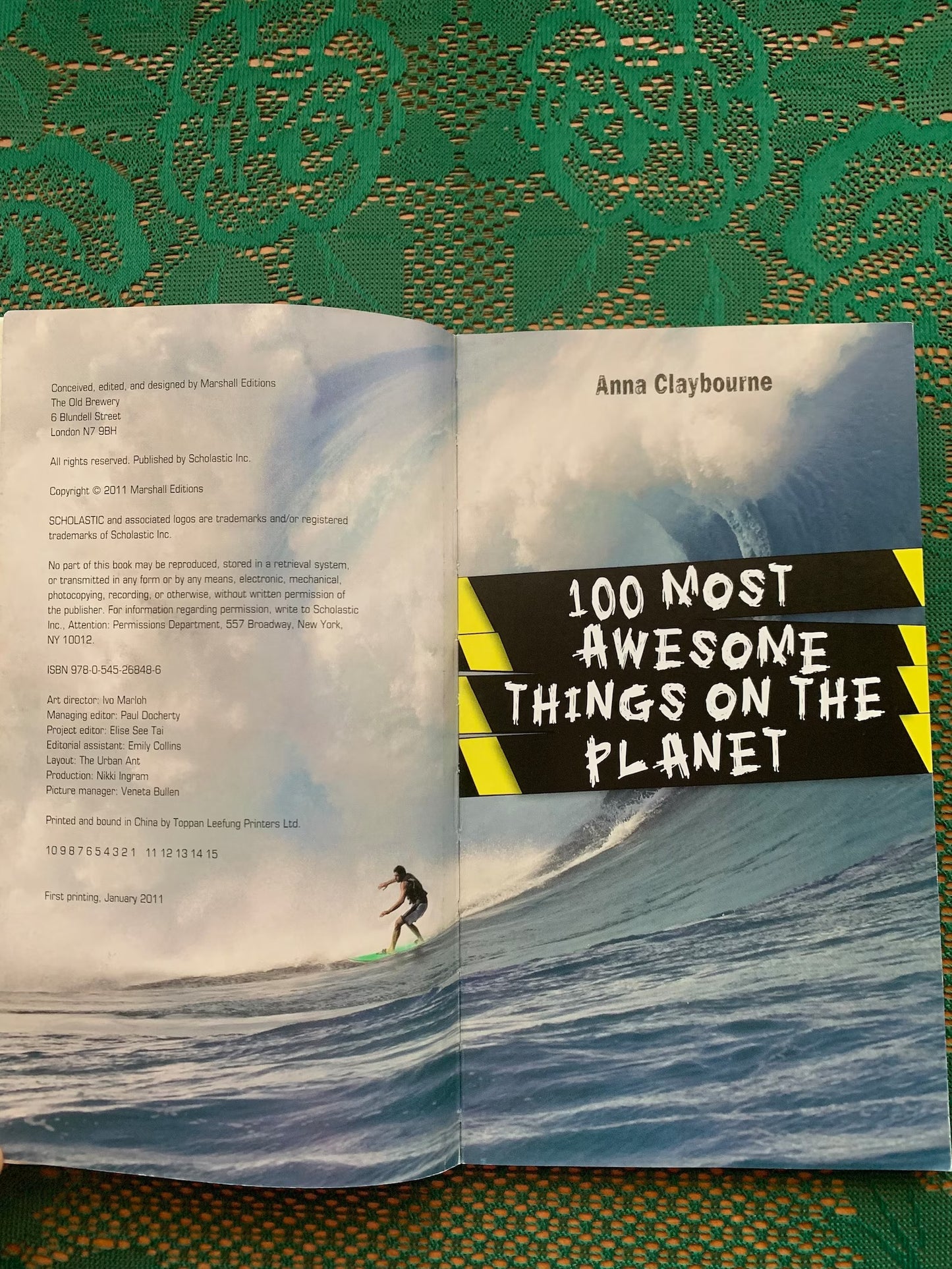 Reference book "100 Most Awesome Things on the Planet" - Anna Claybourne - Scholastic - see photos!