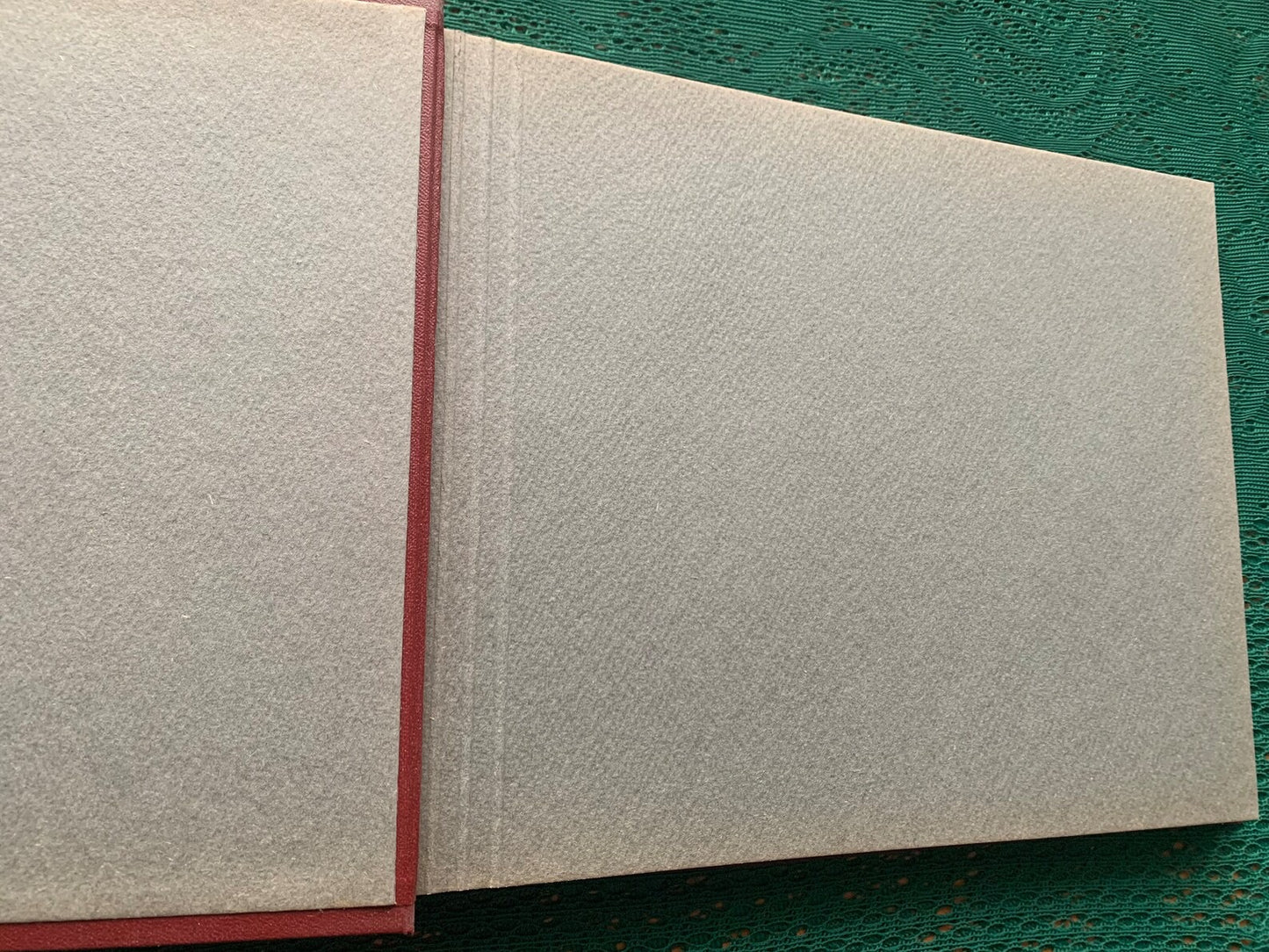 Vintage unused photo album from 1970s - Red Soviet photo album with strong cardboard sheets - Journaling, scrapbooking album - Craft supply