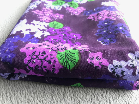 Vintage Fabric in Violet/Lilac/Purple Colours - 260 x 100 cm / 102.4 x 39.4 in - Soviet Russian Cotton Satin Fabric for Sewing Home Textile