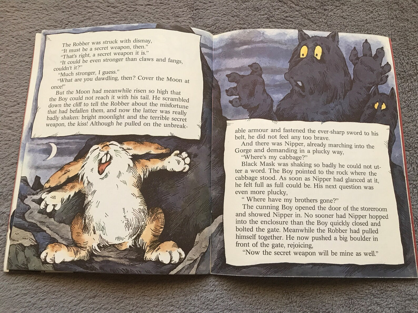 Vintage Children's Book in English - MUMMY'S KISS - 1985
